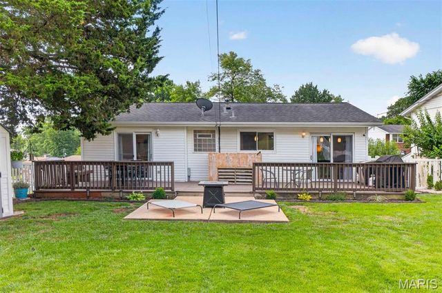 12011 Wesford Drive, Maryland Heights, MO 63043