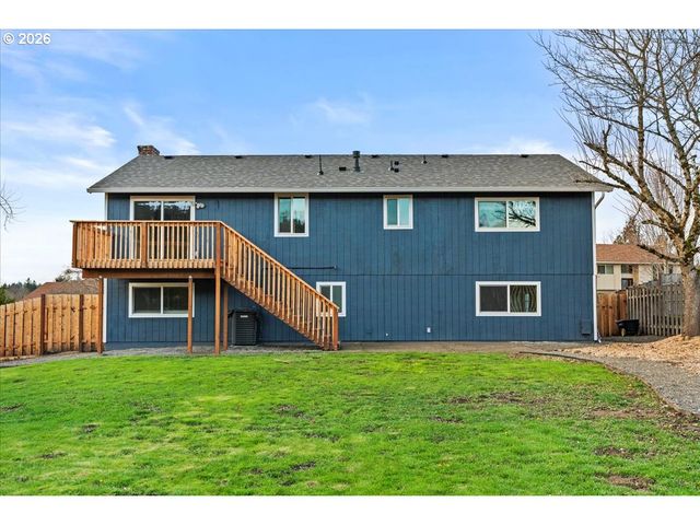404 Sw RIVERVIEW Ave, Gresham, OR 97080