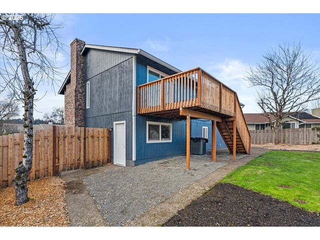 404 Sw RIVERVIEW Ave, Gresham, OR 97080
