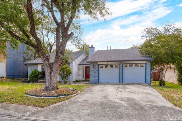 7254 FLAMING FOREST ST, San Antonio, TX 78250