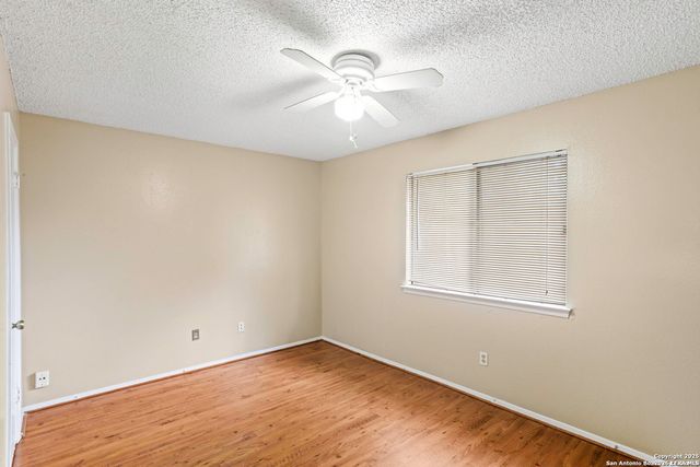 7254 FLAMING FOREST ST, San Antonio, TX 78250