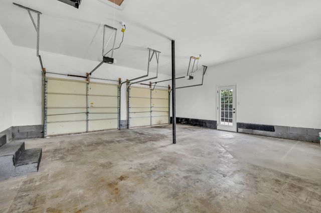 523 Linda Ln, Clarksville, TN 37042