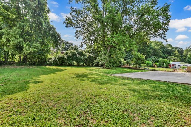 523 Linda Ln, Clarksville, TN 37042