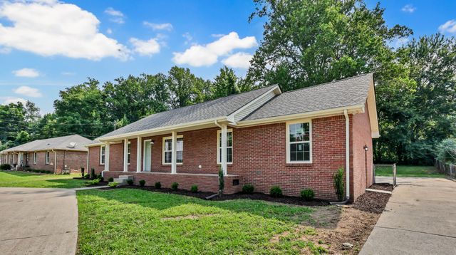 523 Linda Ln, Clarksville, TN 37042
