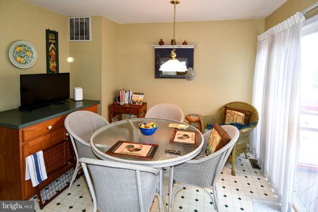 9411 WILCOXEN DR, Manassas Park, VA 20111