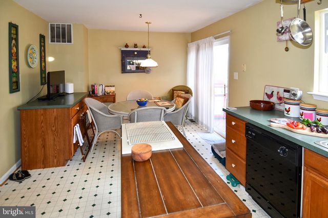 9411 WILCOXEN DR, Manassas Park, VA 20111