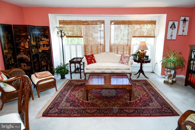 9411 WILCOXEN DR, Manassas Park, VA 20111