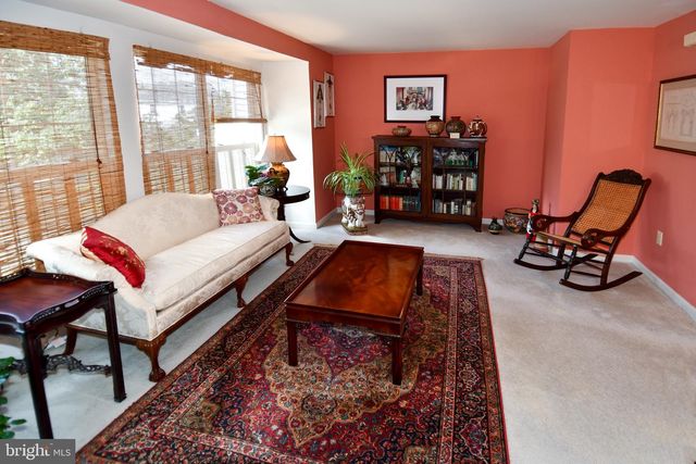 9411 WILCOXEN DR, Manassas Park, VA 20111