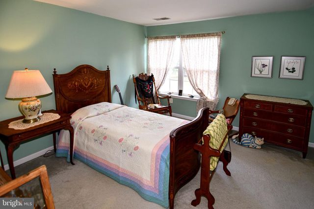 9411 WILCOXEN DR, Manassas Park, VA 20111