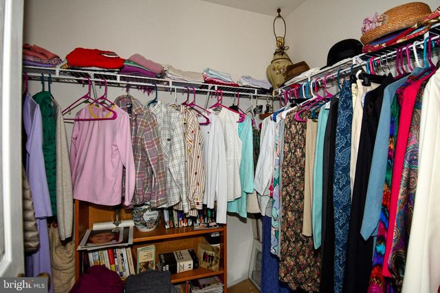 9411 WILCOXEN DR, Manassas Park, VA 20111