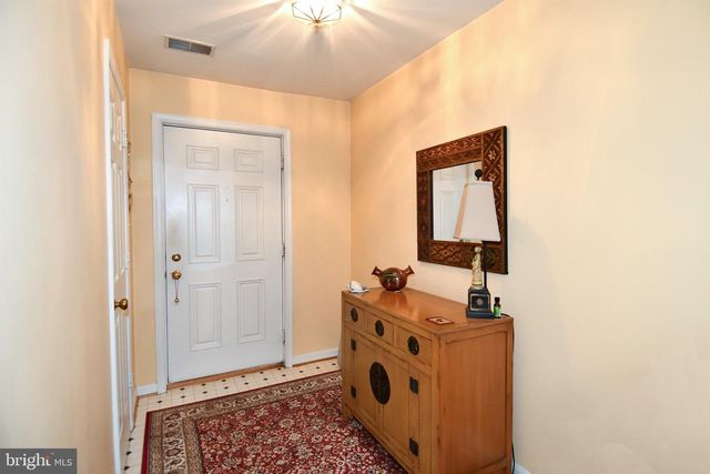 9411 WILCOXEN DR, Manassas Park, VA 20111