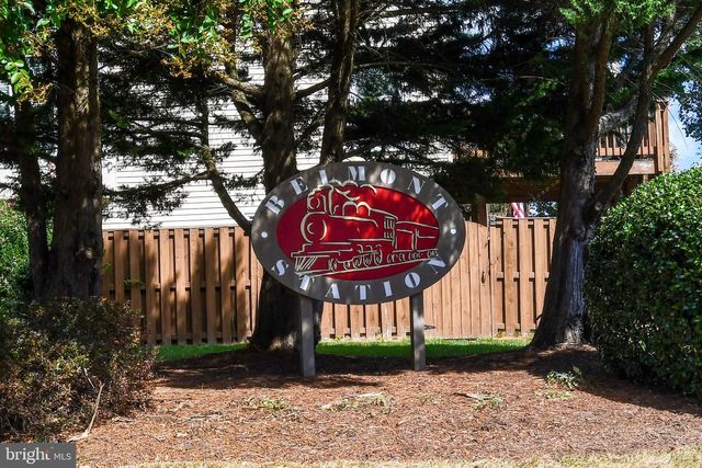 9411 WILCOXEN DR, Manassas Park, VA 20111