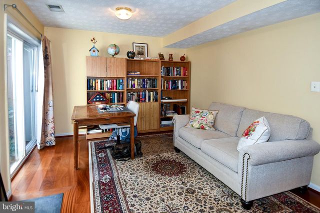 9411 WILCOXEN DR, Manassas Park, VA 20111