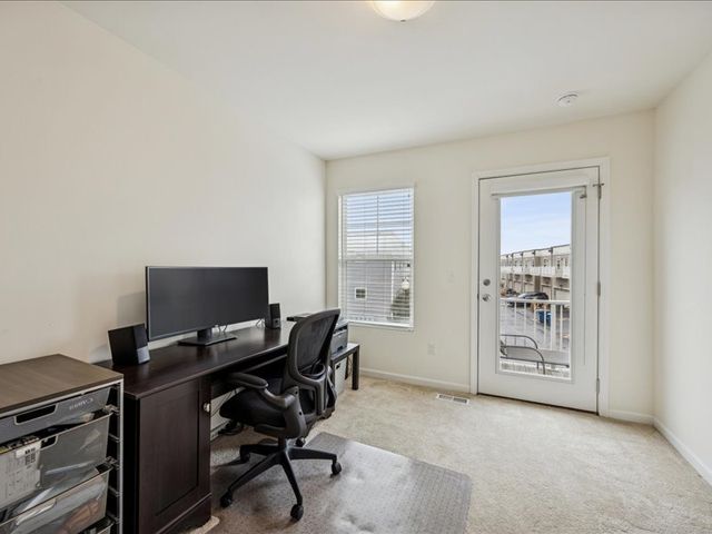 964 Station Boulevard, Aurora, IL 60504