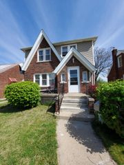 16099 Stephens Road, Eastpointe City, MI 48021