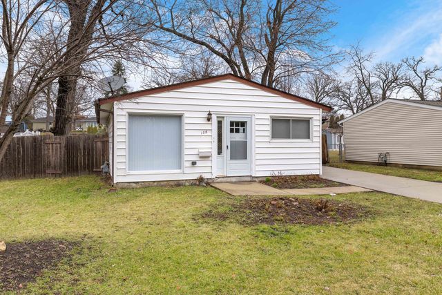 108 Walnut Drive, Streamwood, IL 60107