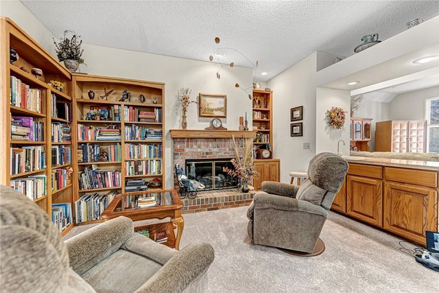 3 Scotsdale Way, Bella Vista, AR 72715