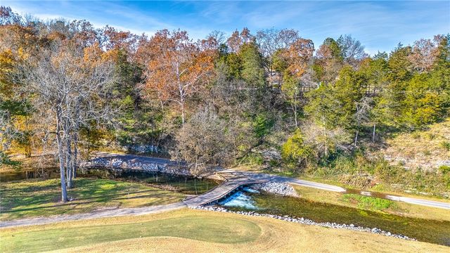 3 Scotsdale Way, Bella Vista, AR 72715