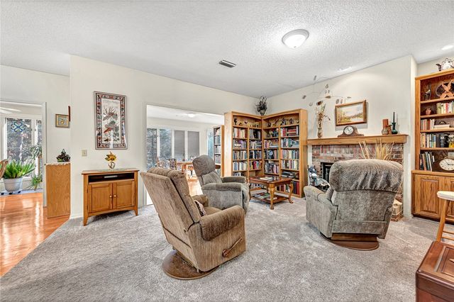 3 Scotsdale Way, Bella Vista, AR 72715