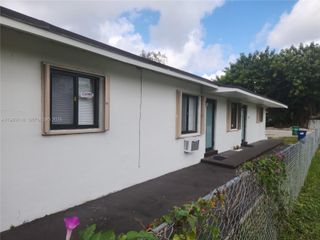 836 NW 98th Street 838, Miami, FL 33150