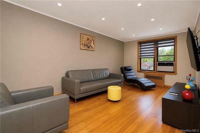 711 Montauk Court 2H, Brooklyn, NY 11235