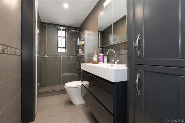 711 Montauk Court 2H, Brooklyn, NY 11235