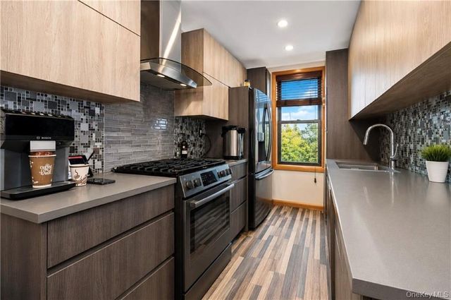 711 Montauk Court 2H, Brooklyn, NY 11235