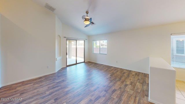 9029 S Cedarbrook Lane, Tucson, AZ 85756