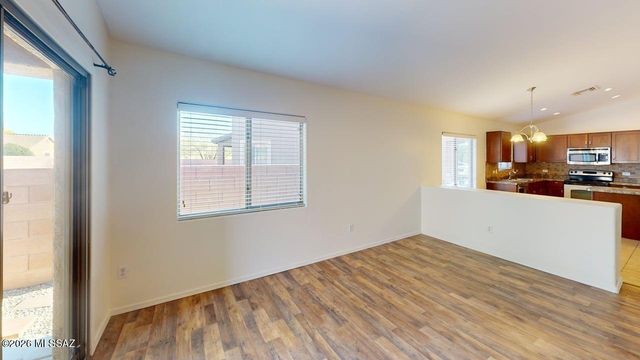 9029 S Cedarbrook Lane, Tucson, AZ 85756