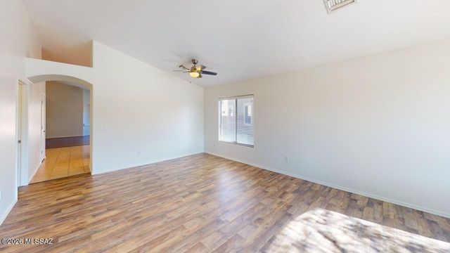 9029 S Cedarbrook Lane, Tucson, AZ 85756