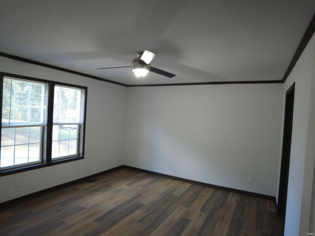 251 Briarwood Drive, Bedford, IN 47421