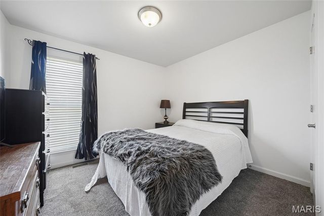 12195 McKelvey Place Drive, Bridgeton, MO 63044