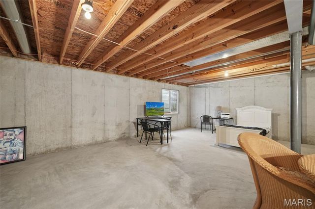 12195 McKelvey Place Drive, Bridgeton, MO 63044