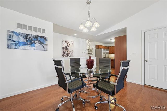 12195 McKelvey Place Drive, Bridgeton, MO 63044