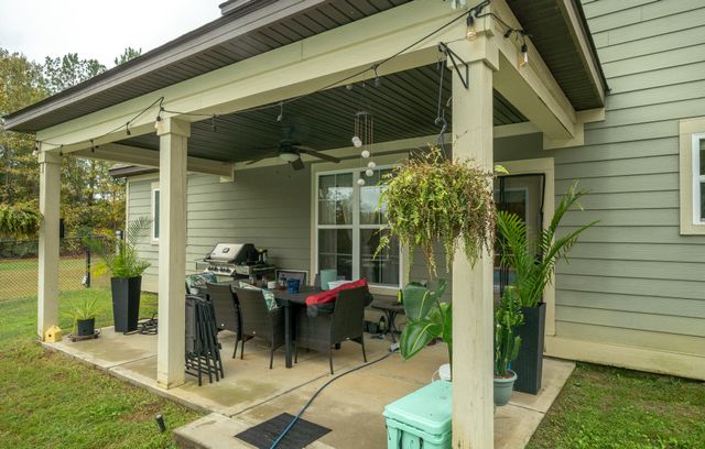 3517 Dry Creek Rd, Hephzibah, GA 30815