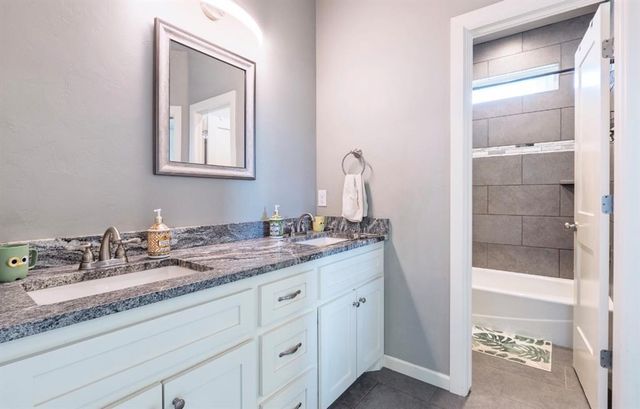 12858 Meadow Ridge, Shawnee, OK 74804