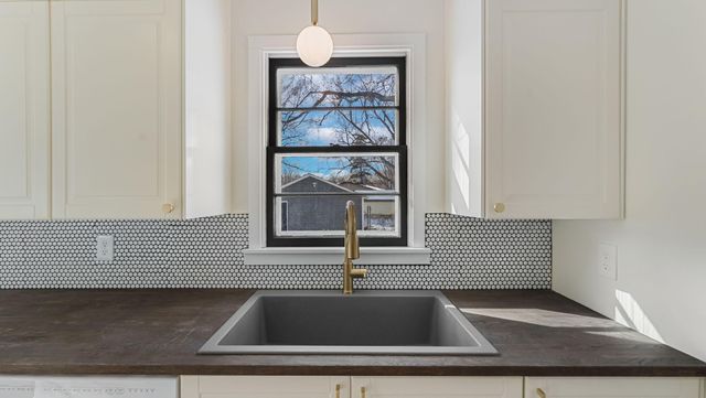 583 Cromwell Avenue, Saint Paul, MN 55104