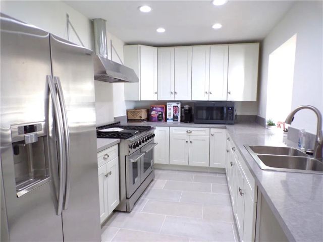 13627 Hermano Way, Desert Hot Springs, CA 92240