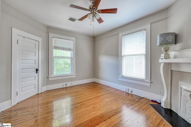 120 Connecticut Avenue, Spartanburg, SC 29306