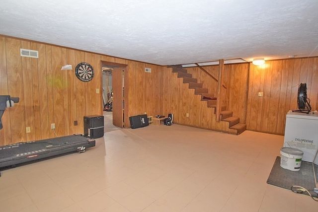 3 Franklin Square H, Randolph, MA 02368