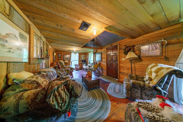 Jackson 312 Rd, Bradford, AR 72020