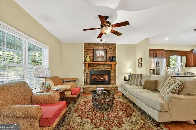 201 Minnehaha Trail, Blue Ridge, GA 30513