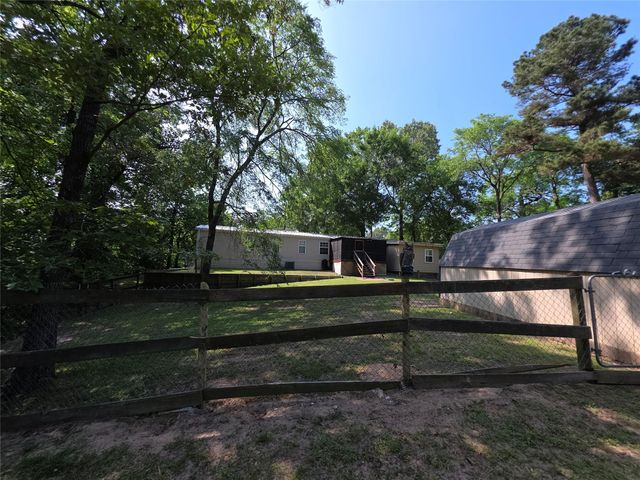70 Montego Way, Point Blank, TX 77364