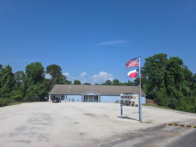 70 Montego Way, Point Blank, TX 77364