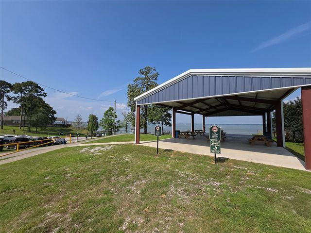 70 Montego Way, Point Blank, TX 77364
