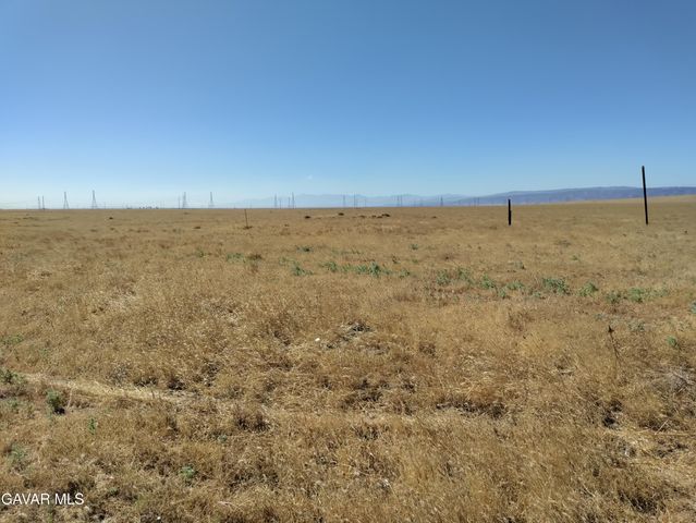 Vic Avenue D8 130 Stw Street, Lancaster, CA 93536
