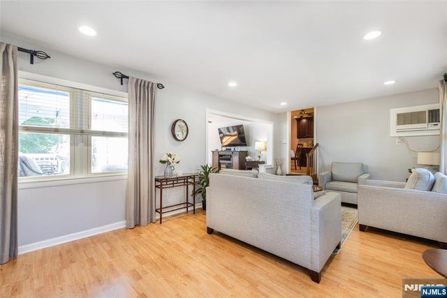 139 Cosman Street, Twp Of Washington, NJ 07676