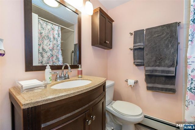 139 Cosman Street, Twp Of Washington, NJ 07676