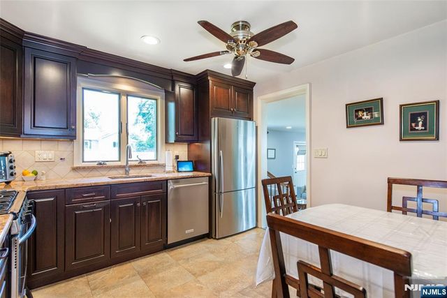 139 Cosman Street, Twp Of Washington, NJ 07676