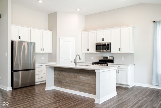 9804 Canyon Lane, Pendleton, IN 46064